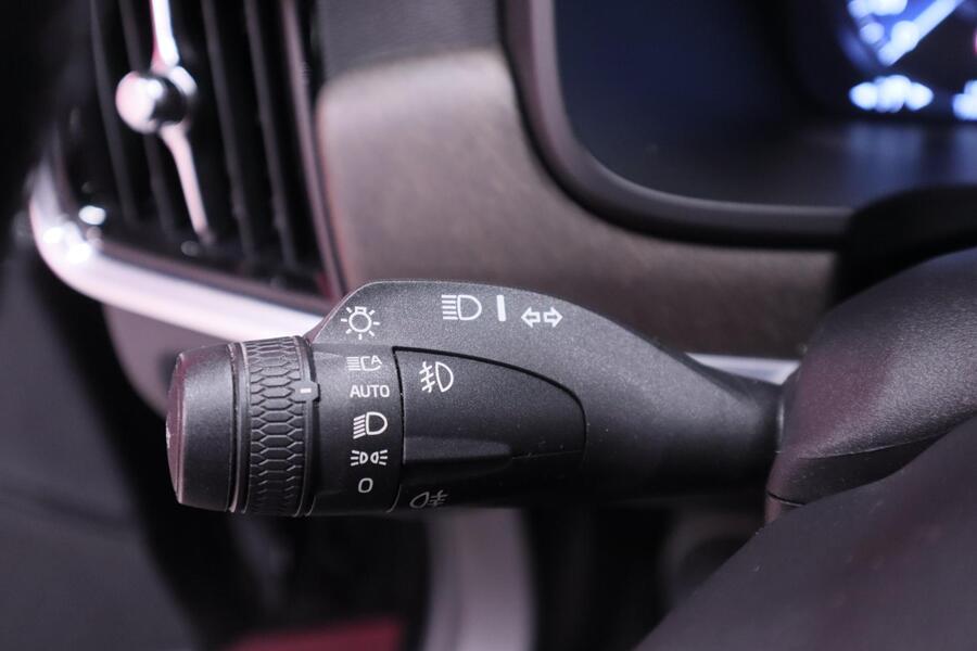 Volvo V90 Cross Country vaihtoauto