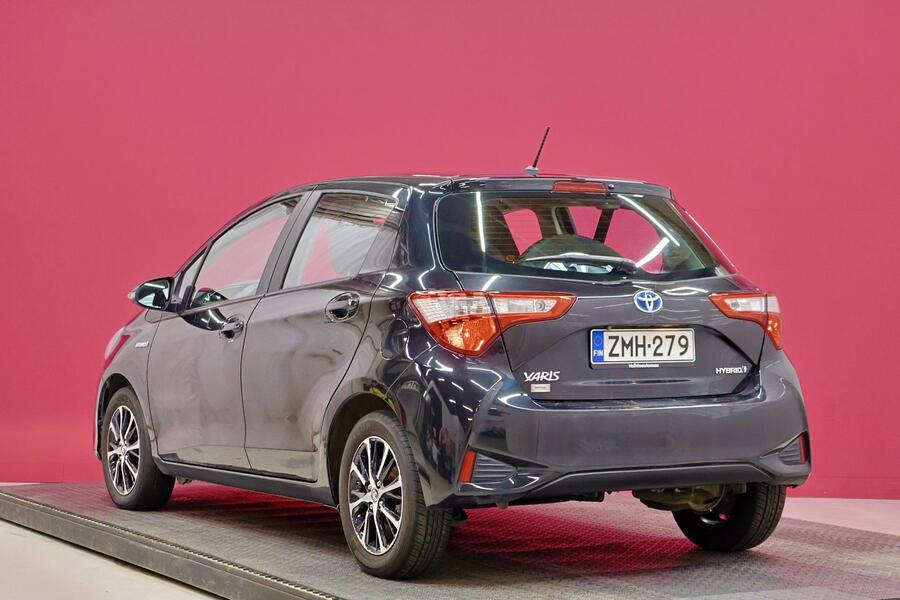 Toyota Yaris vaihtoauto