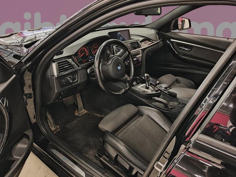 BMW 330 vaihtoauto