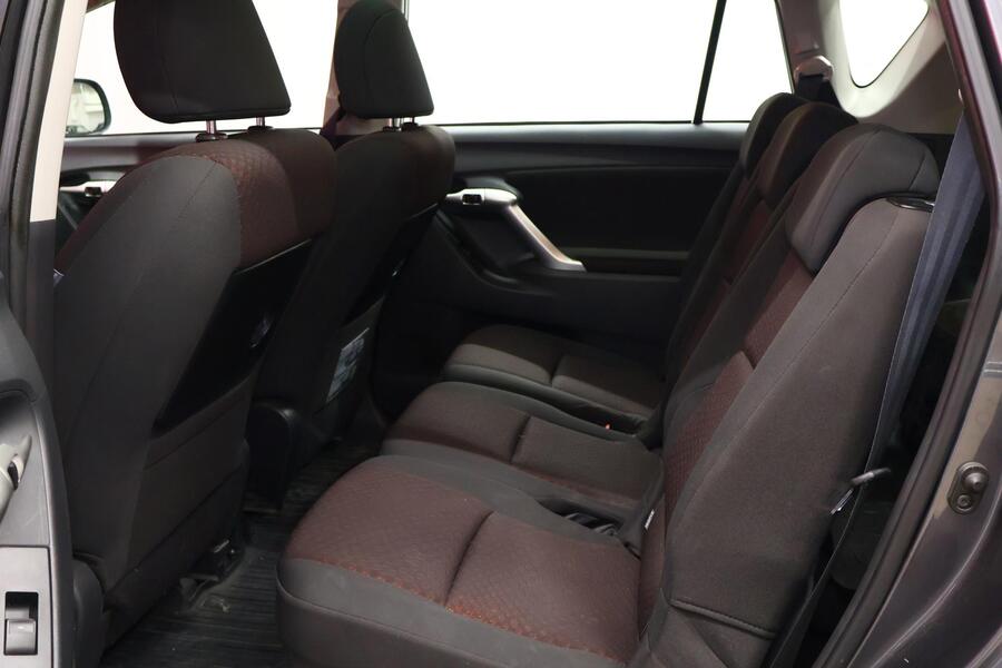 Toyota Verso vaihtoauto