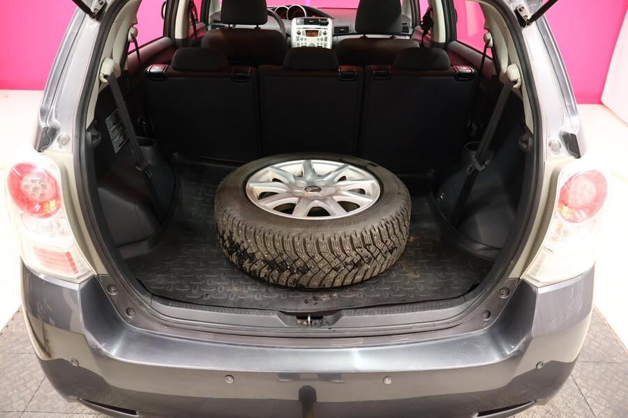 Toyota Verso vaihtoauto