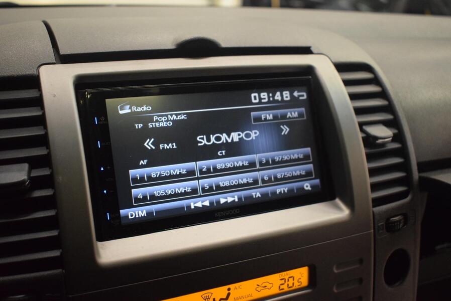 Nissan Navara vaihtoauto