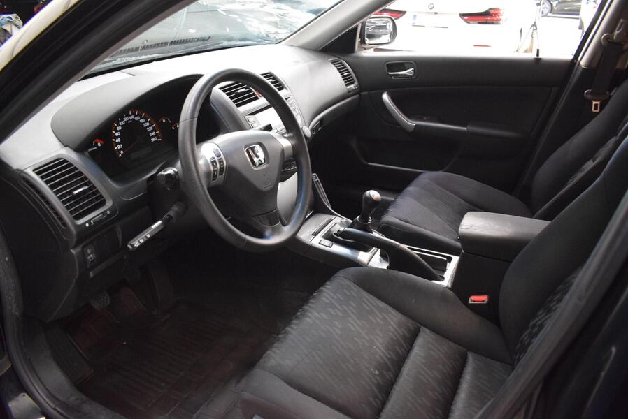 Honda Accord vaihtoauto