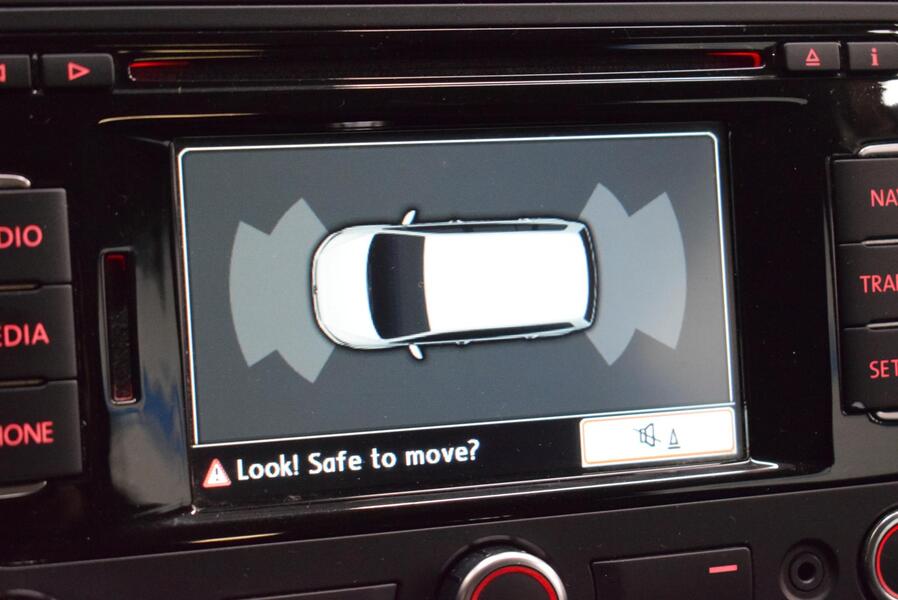 Volkswagen Touran vaihtoauto