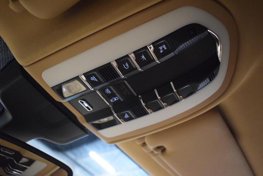 Porsche Cayenne vaihtoauto