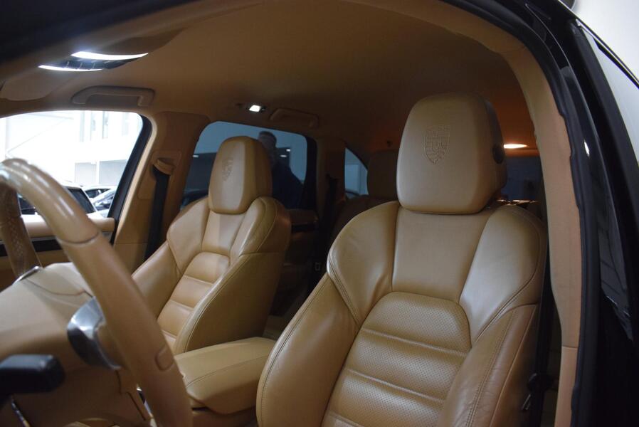 Porsche Cayenne vaihtoauto