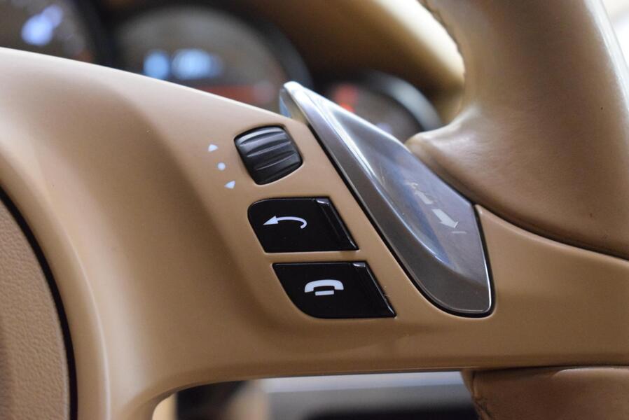 Porsche Cayenne vaihtoauto