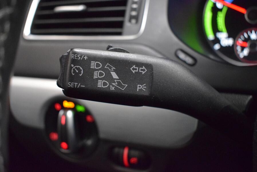 Volkswagen Jetta vaihtoauto