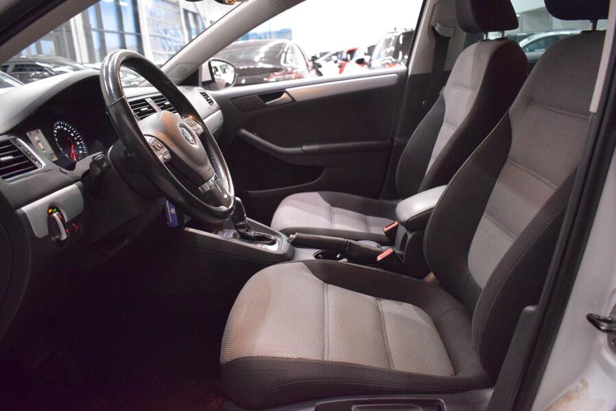 Volkswagen Jetta vaihtoauto