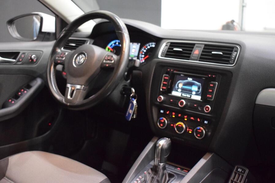 Volkswagen Jetta vaihtoauto