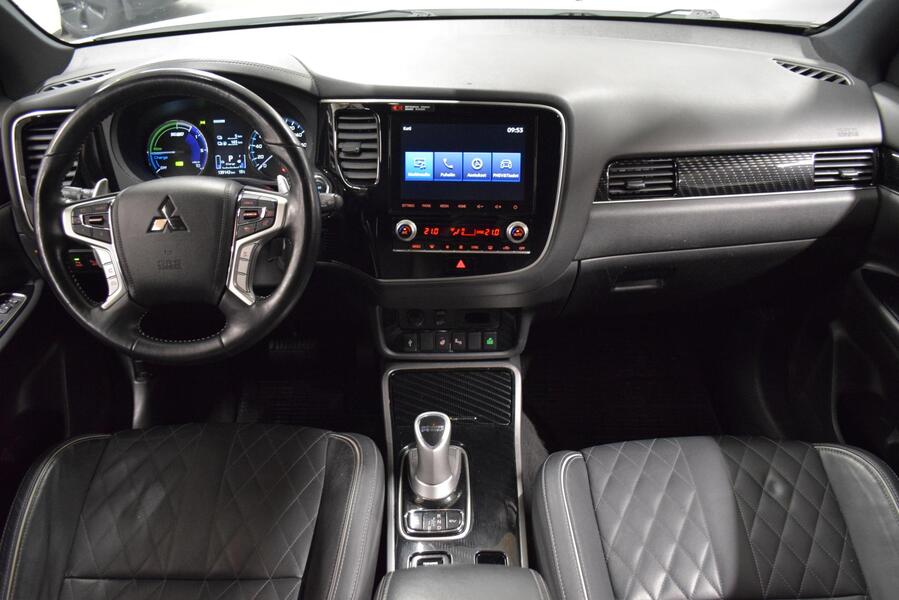 Mitsubishi Outlander PHEV vaihtoauto