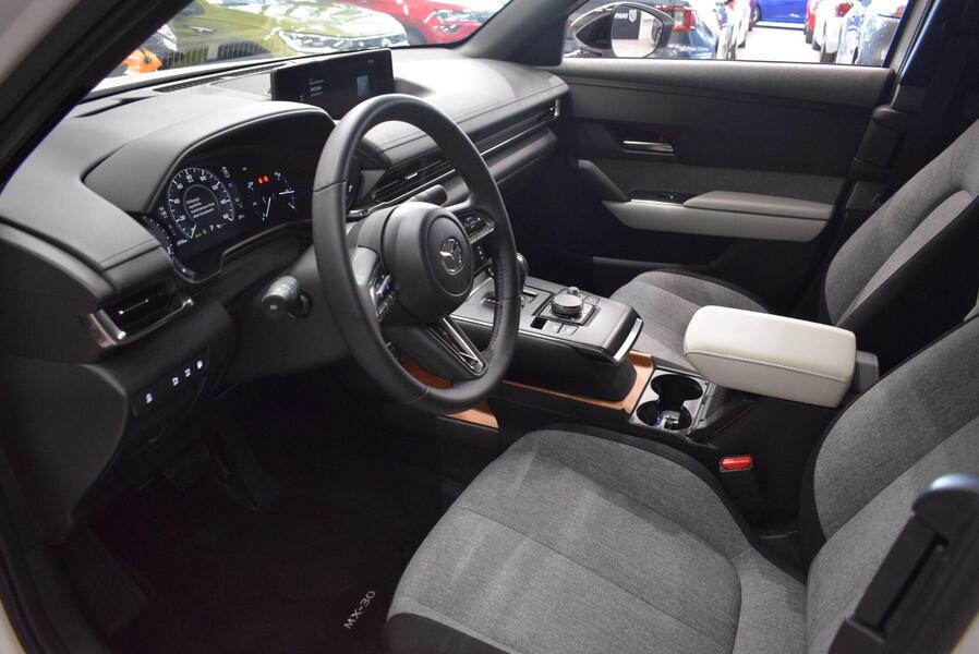 Mazda MX-30 vaihtoauto