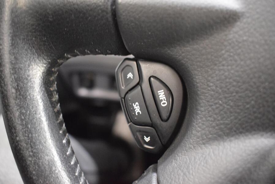 Nissan Primera vaihtoauto