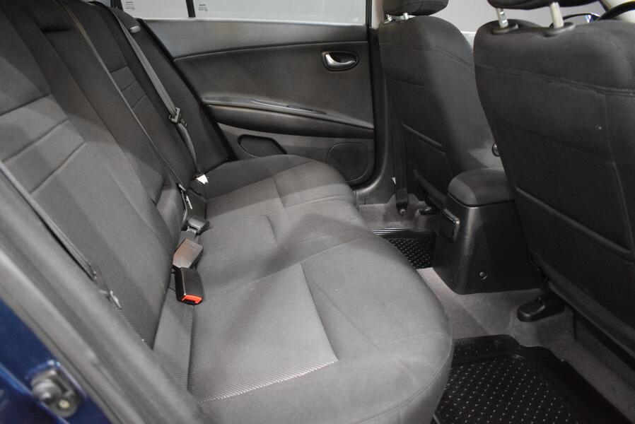 Nissan Primera vaihtoauto