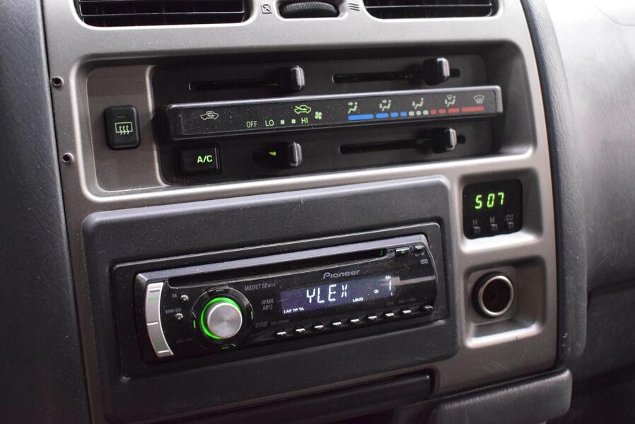 Toyota Hiace vaihtoauto