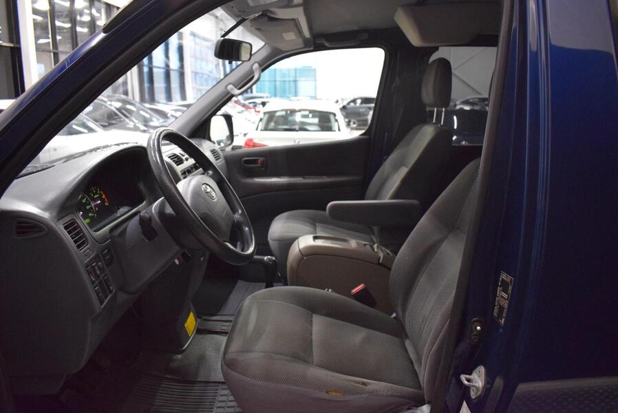 Toyota Hiace vaihtoauto