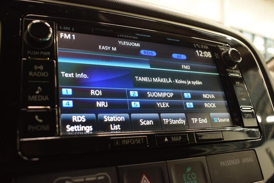 Mitsubishi Outlander PHEV vaihtoauto