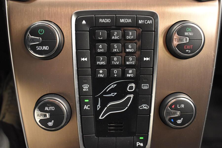 Volvo V40 Cross Country vaihtoauto