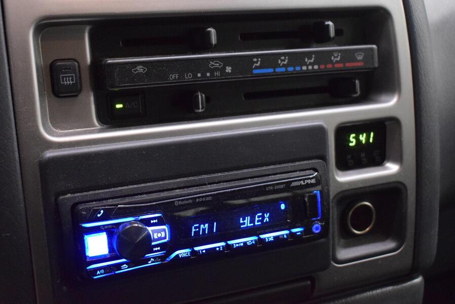 Toyota Hiace vaihtoauto