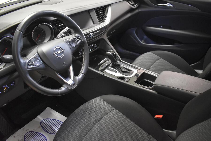 Opel Insignia vaihtoauto