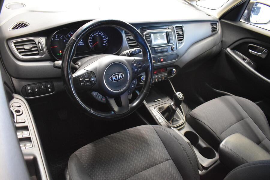 Kia Carens vaihtoauto