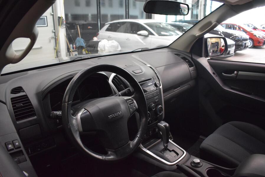 Isuzu D-Max vaihtoauto