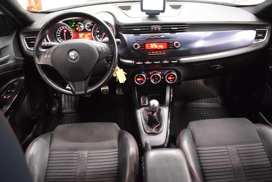 Alfa Romeo Giulietta vaihtoauto