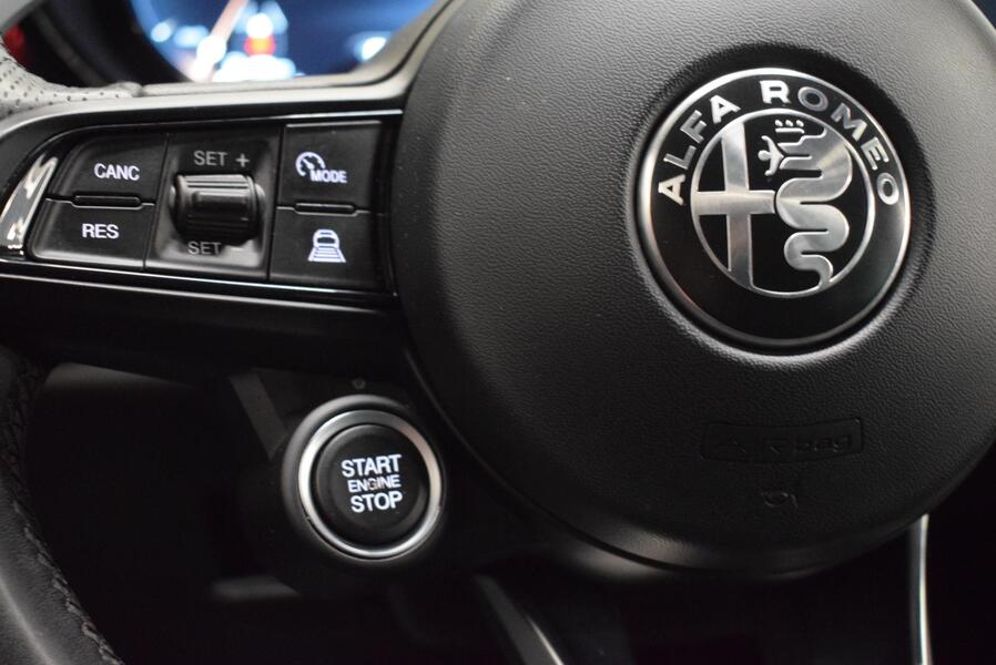 Alfa Romeo Tonale vaihtoauto