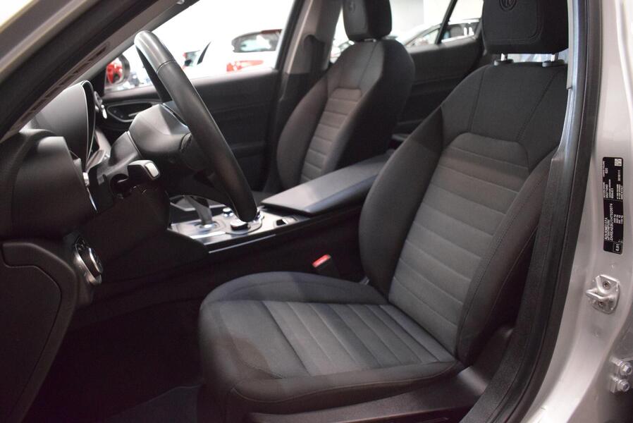 Alfa Romeo Giulia vaihtoauto