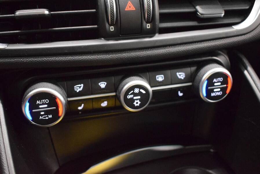 Alfa Romeo Giulia vaihtoauto