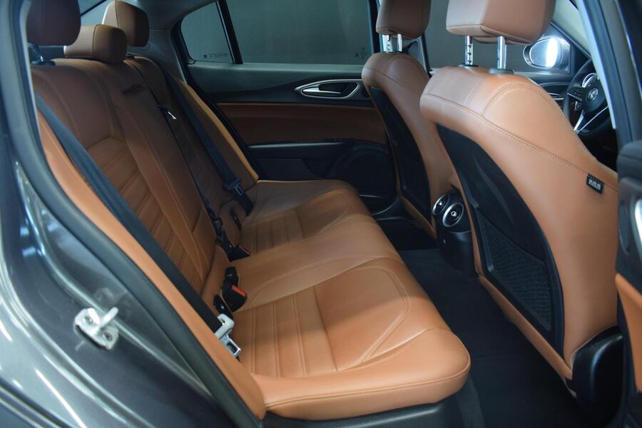 Alfa Romeo Giulia vaihtoauto