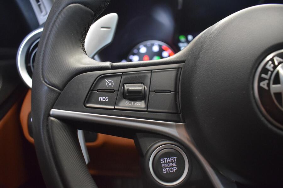 Alfa Romeo Giulia vaihtoauto