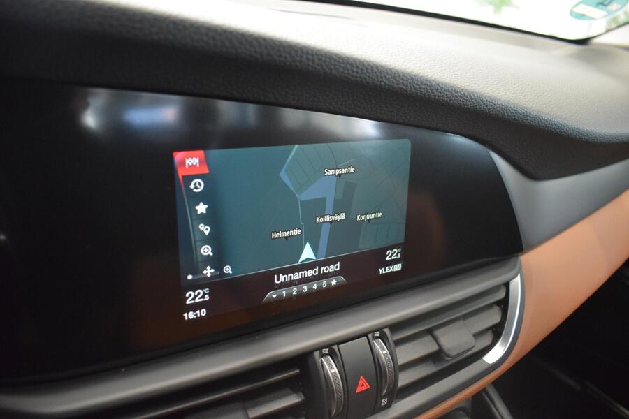 Alfa Romeo Giulia vaihtoauto