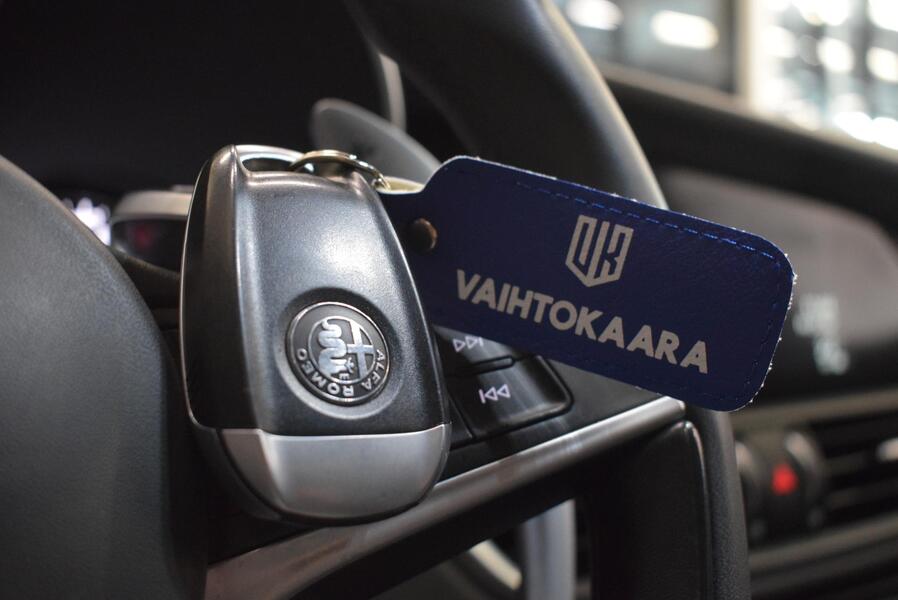 Alfa Romeo Giulia vaihtoauto