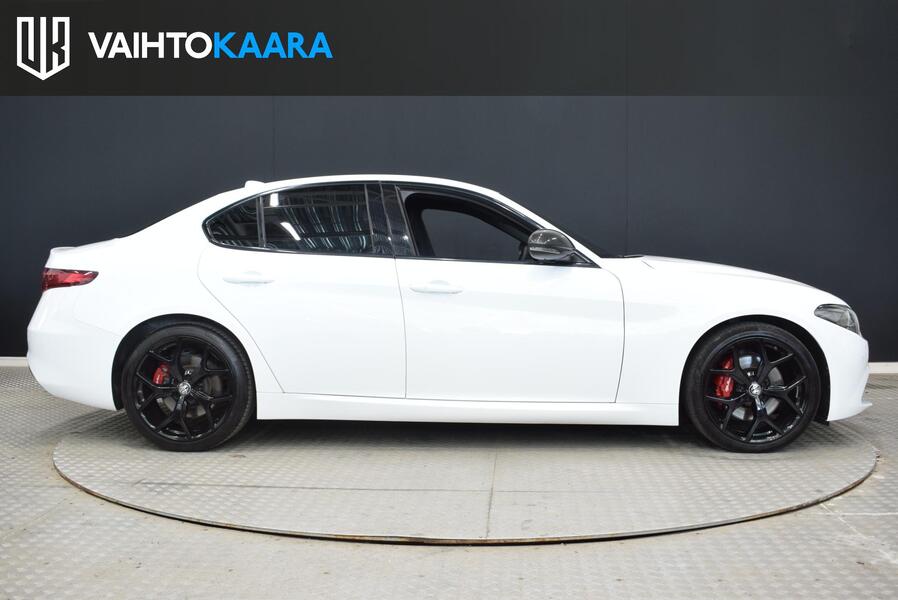 Alfa Romeo Giulia vaihtoauto