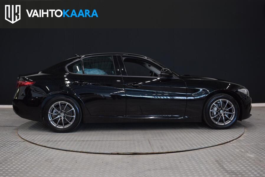 Alfa Romeo Giulia vaihtoauto
