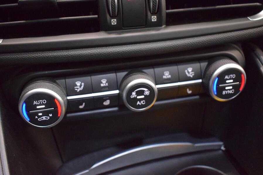 Alfa Romeo Giulia vaihtoauto