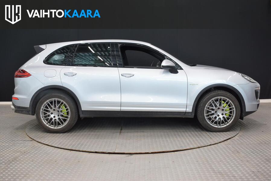 Porsche Cayenne vaihtoauto