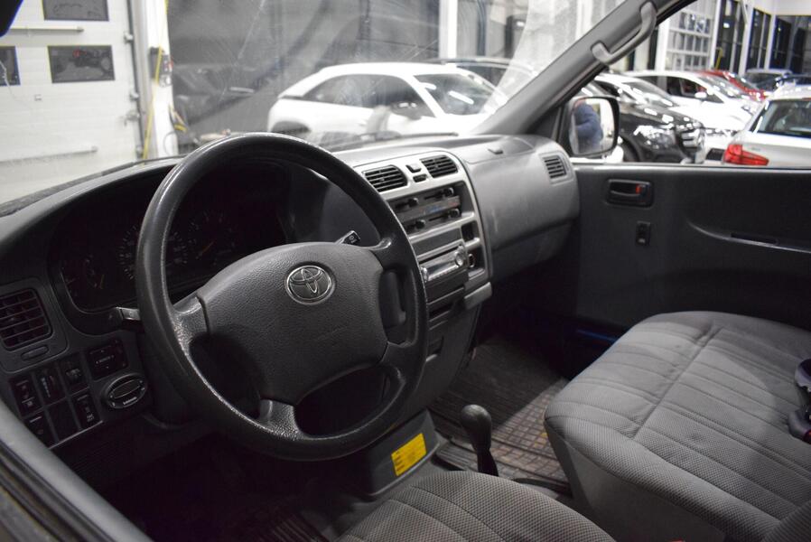 Toyota Hiace vaihtoauto