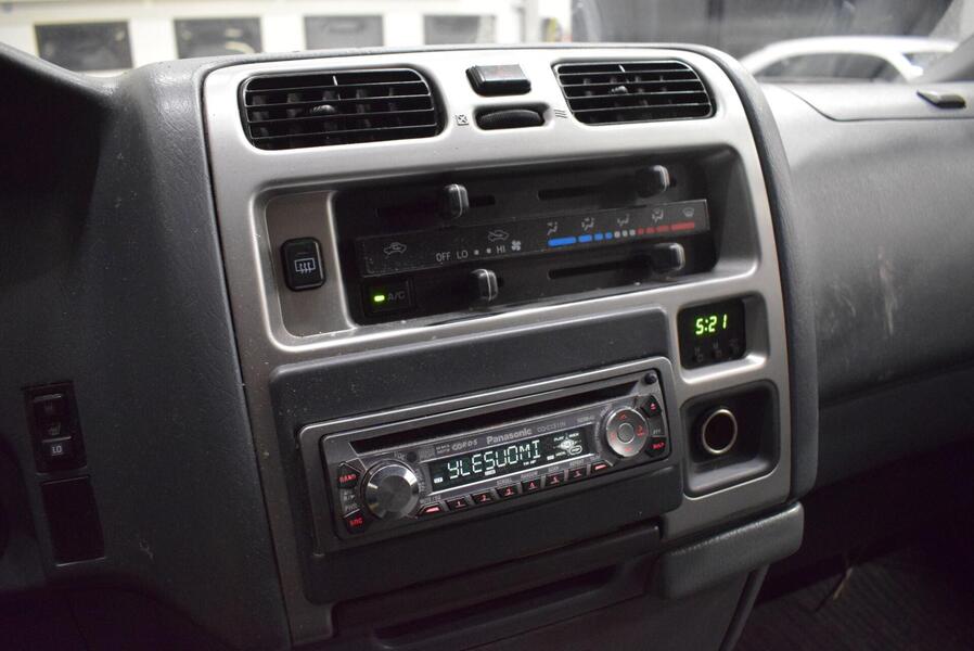 Toyota Hiace vaihtoauto