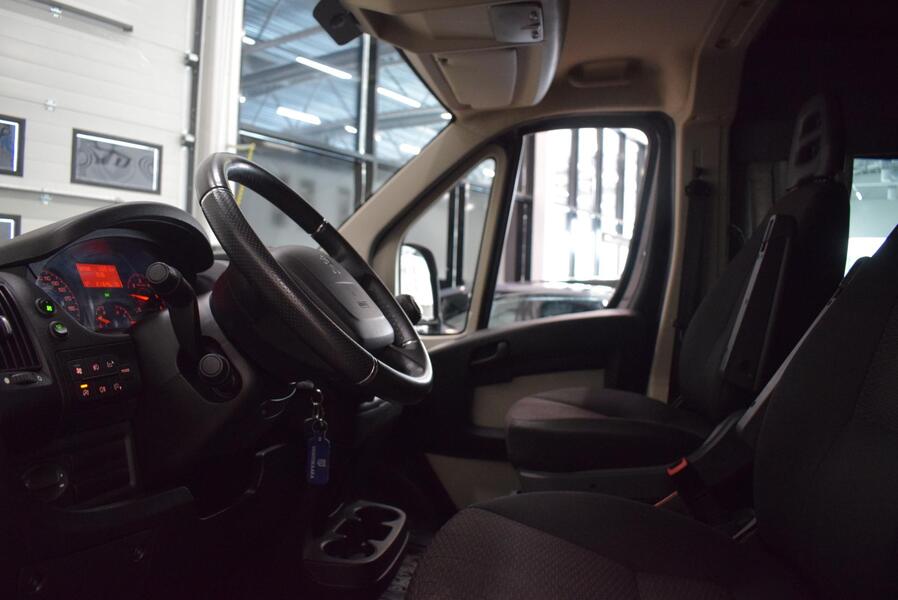 Peugeot Boxer vaihtoauto