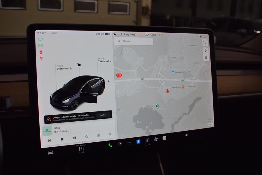 Tesla Model 3 vaihtoauto