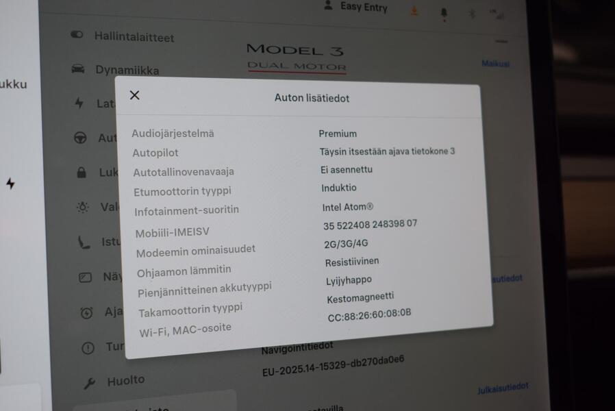 Tesla Model 3 vaihtoauto
