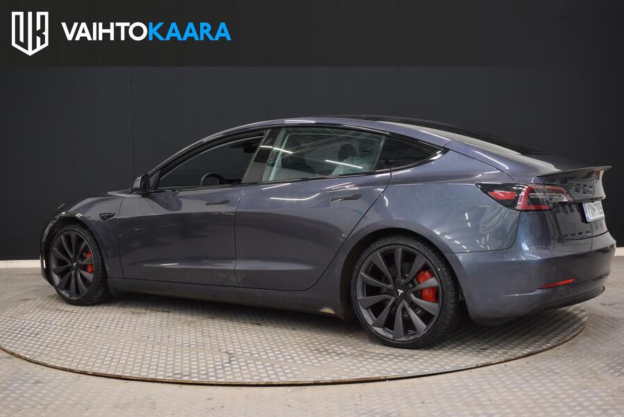 Tesla Model 3 vaihtoauto