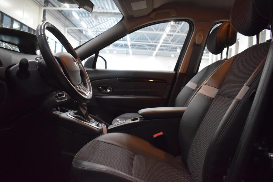 Renault Grand Scénic vaihtoauto