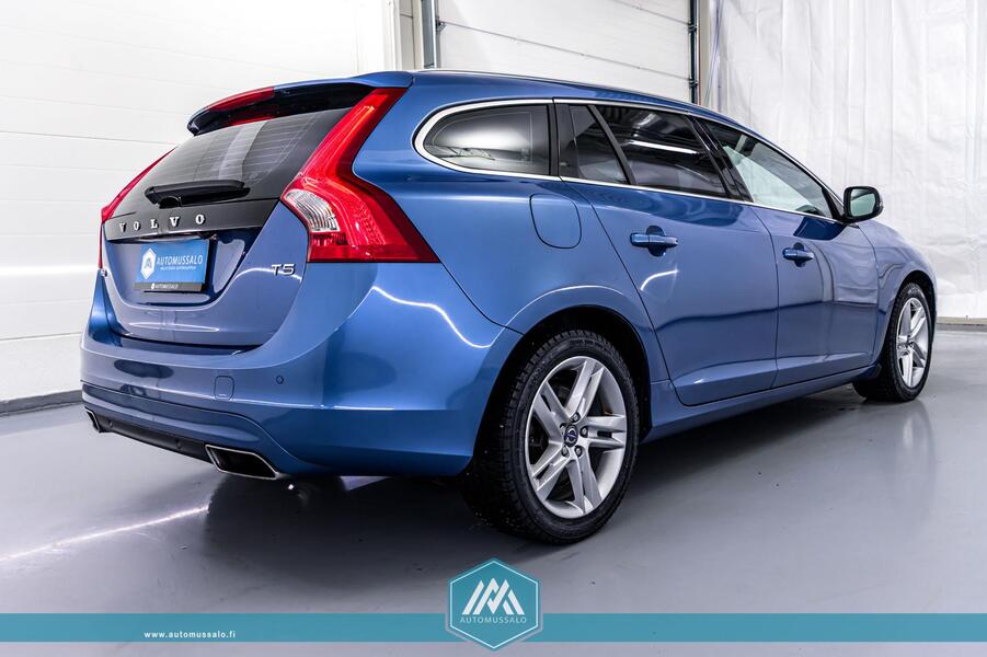 Volvo V60 vaihtoauto