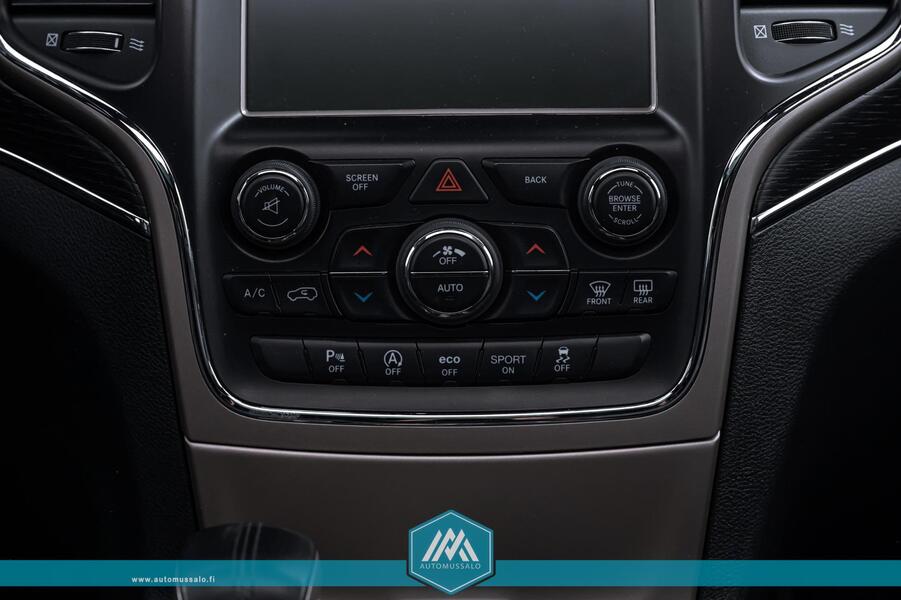 Jeep Grand Cherokee vaihtoauto