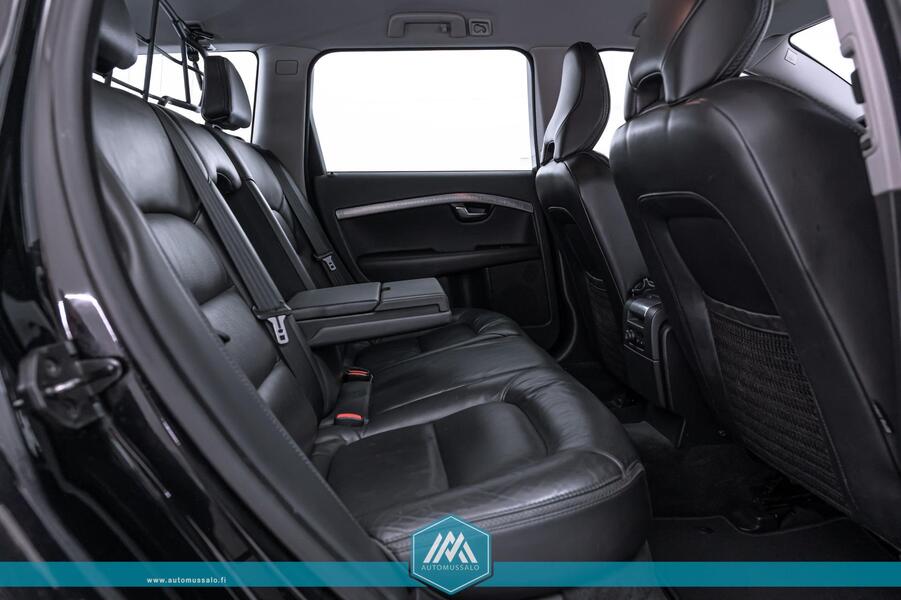 Volvo XC70 vaihtoauto