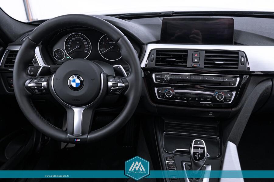 BMW 330 vaihtoauto
