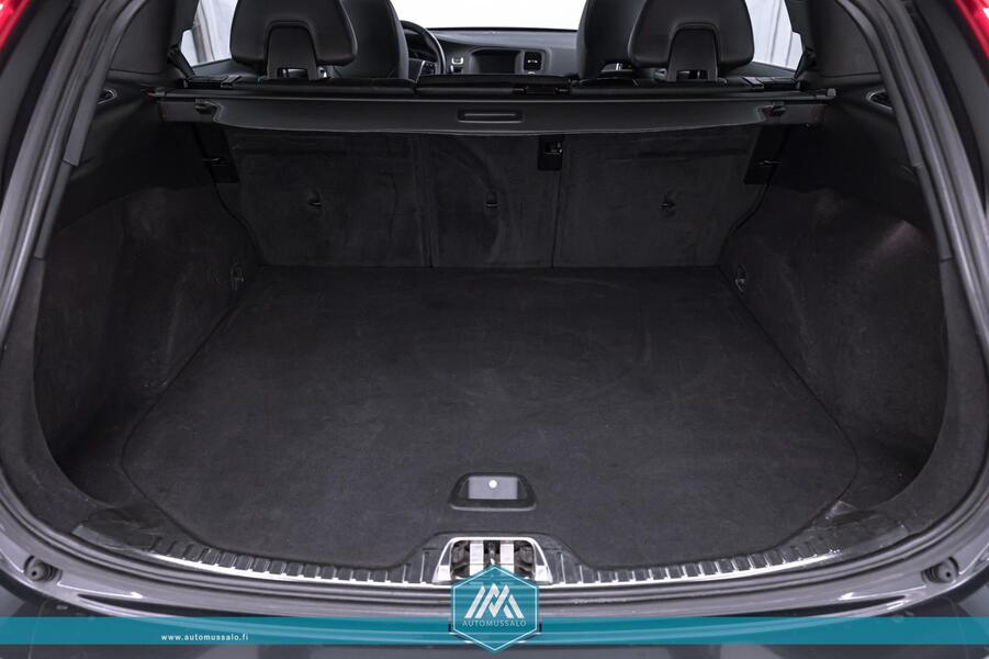 Volvo V60 Cross Country vaihtoauto